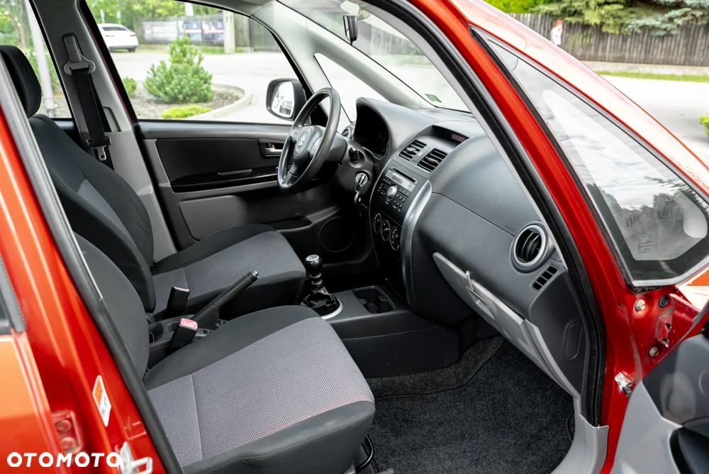 Suzuki SX4 1.9 DDiS DPF Streetline 4x2 Club - 23