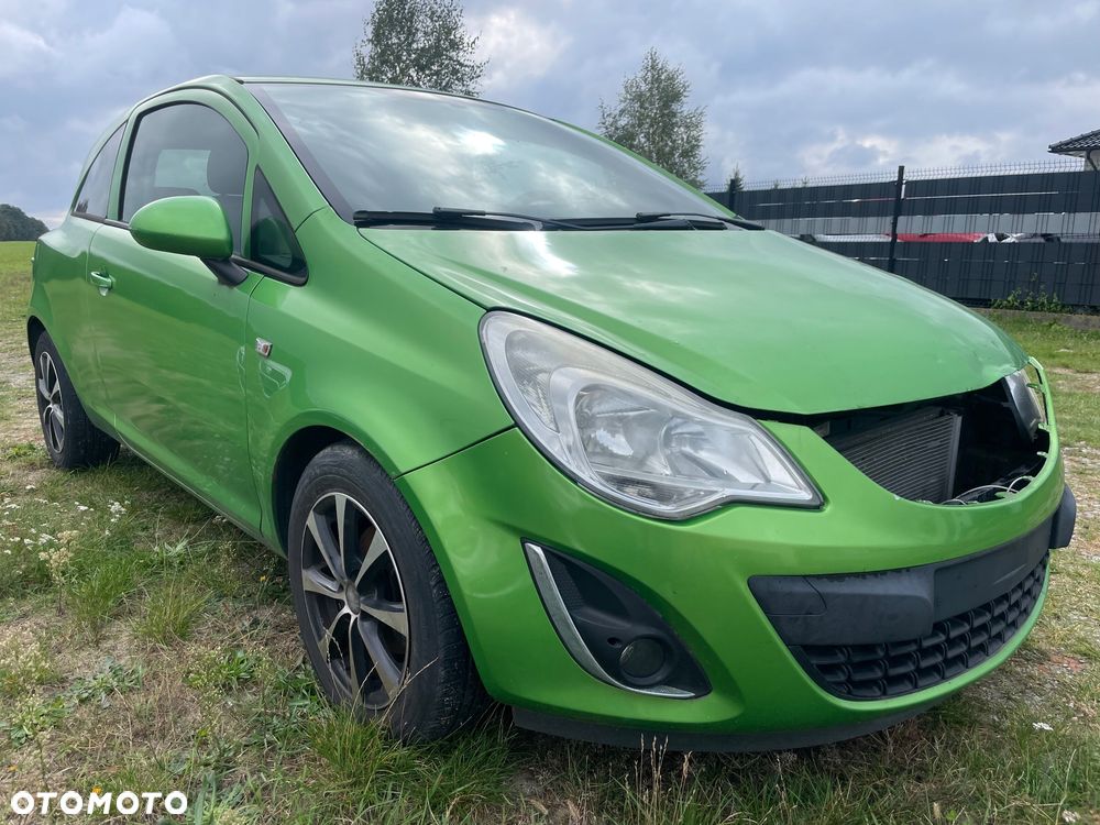 Opel Corsa 1.2 16V Navi - 4