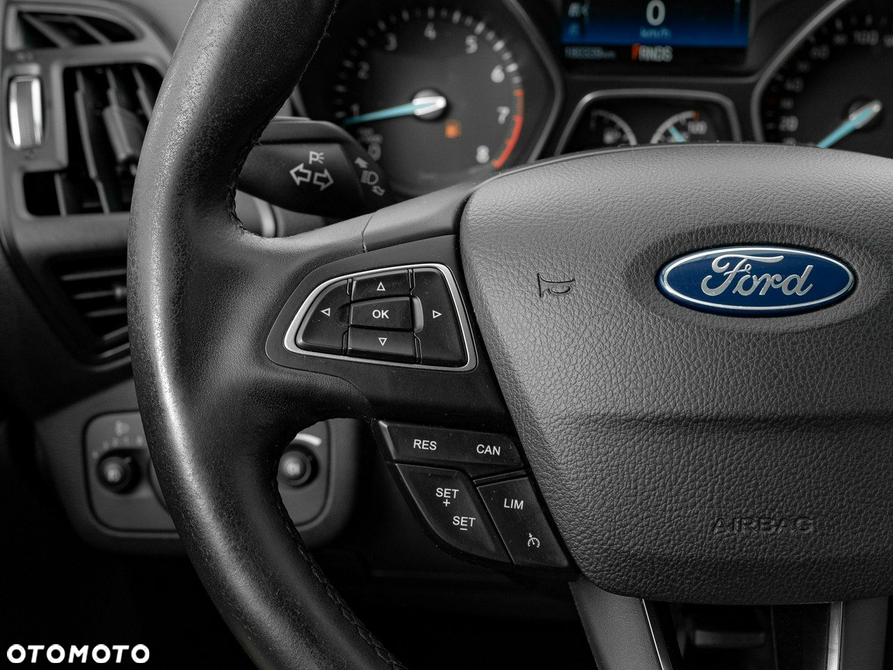 Ford C-MAX - 16