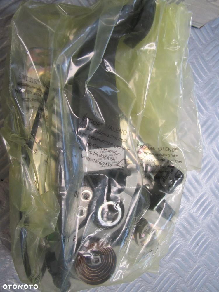 dżwignia 2044201584 - 1