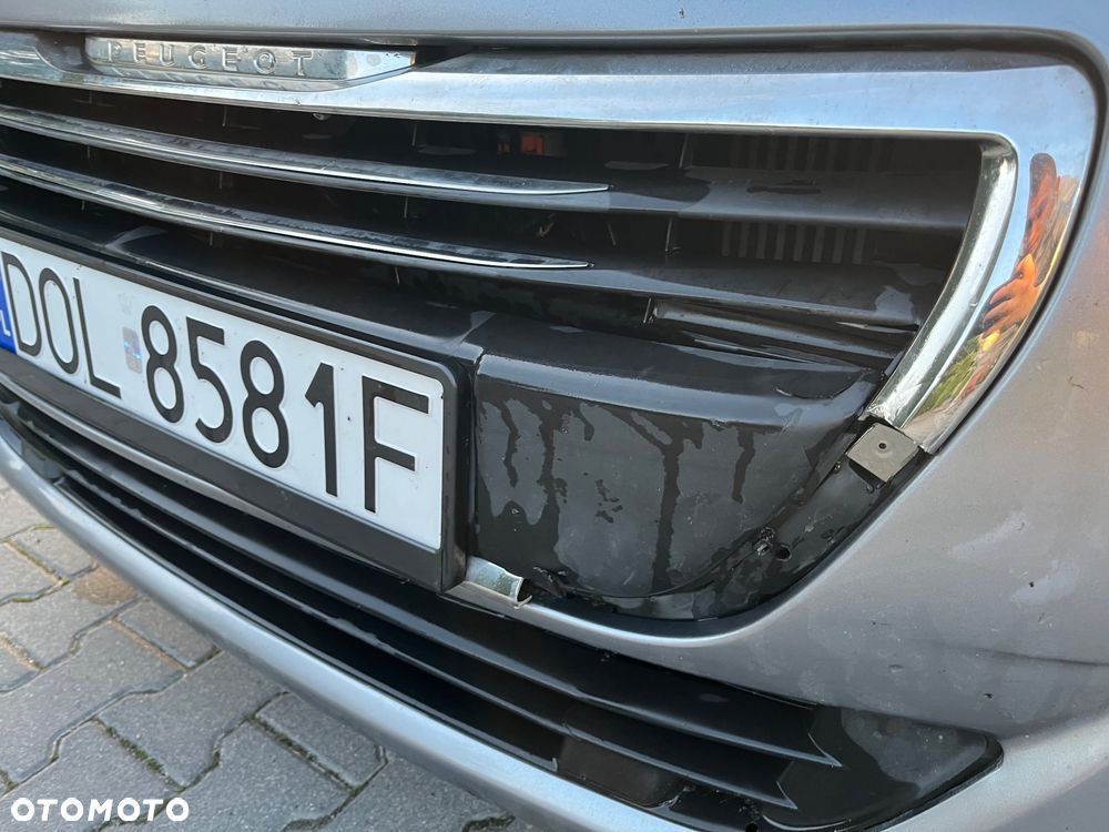 Peugeot 5008 2.0 BlueHDi Style 7os - 28
