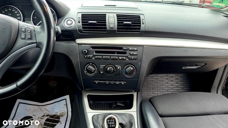 BMW Seria 1 118d DPF - 27