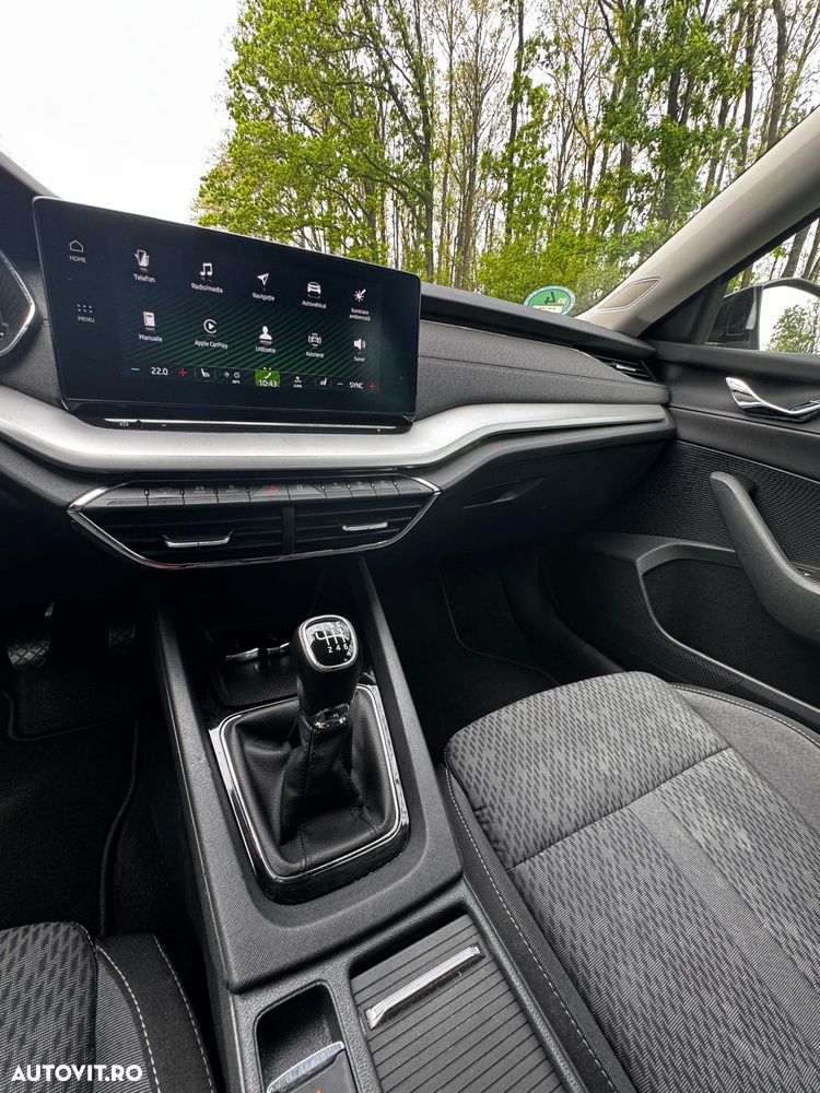 Skoda Octavia 2.0 TDI Premium Edition - 22