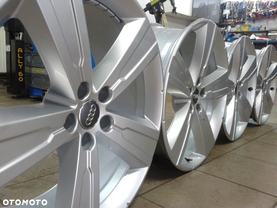 alufelgi FELGI 20 oryginał jak nowe AUDI Q7 4M0 5x112 8jx20 et28 - 2