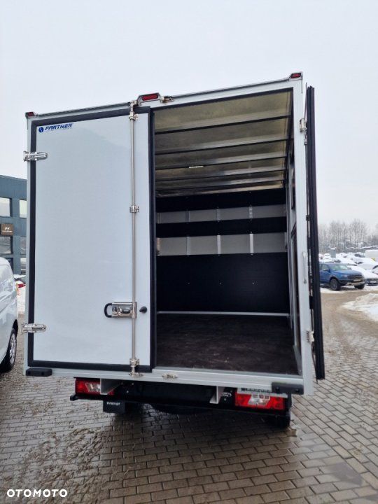 Ford Transit - 8