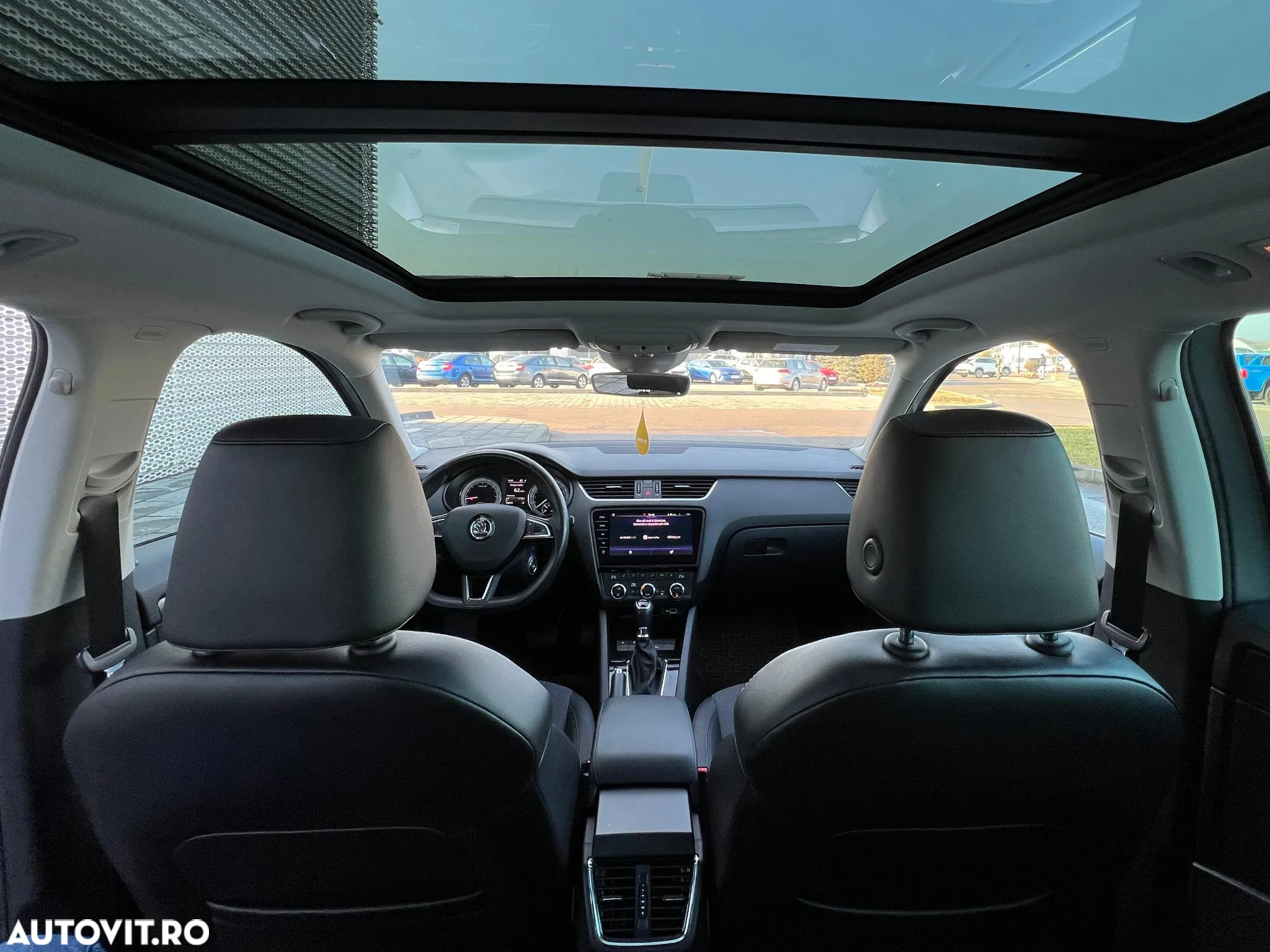 Skoda Octavia 2.0 TDI DSG Style - 17