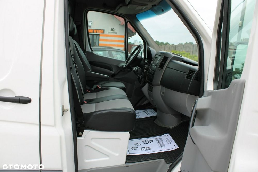 Volkswagen Crafter - 23
