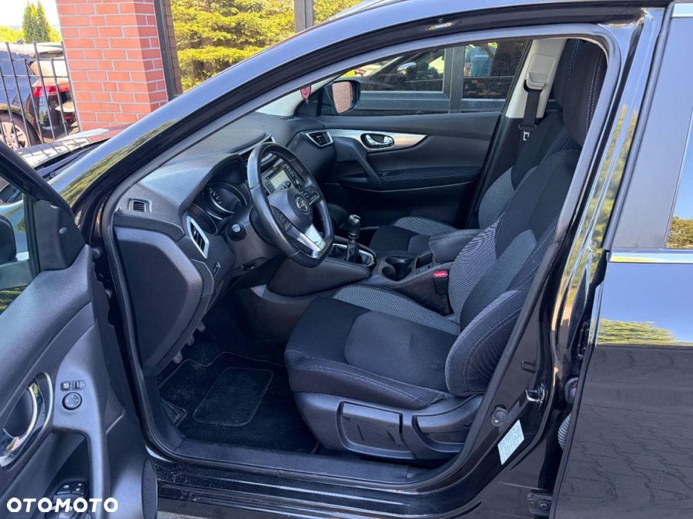 Nissan Qashqai 1.2 DIG-T N-Connecta - 22