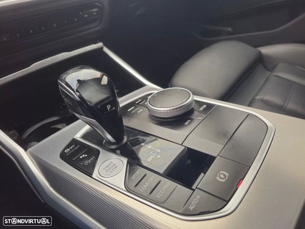 BMW 320 d Line Luxury Auto - 9