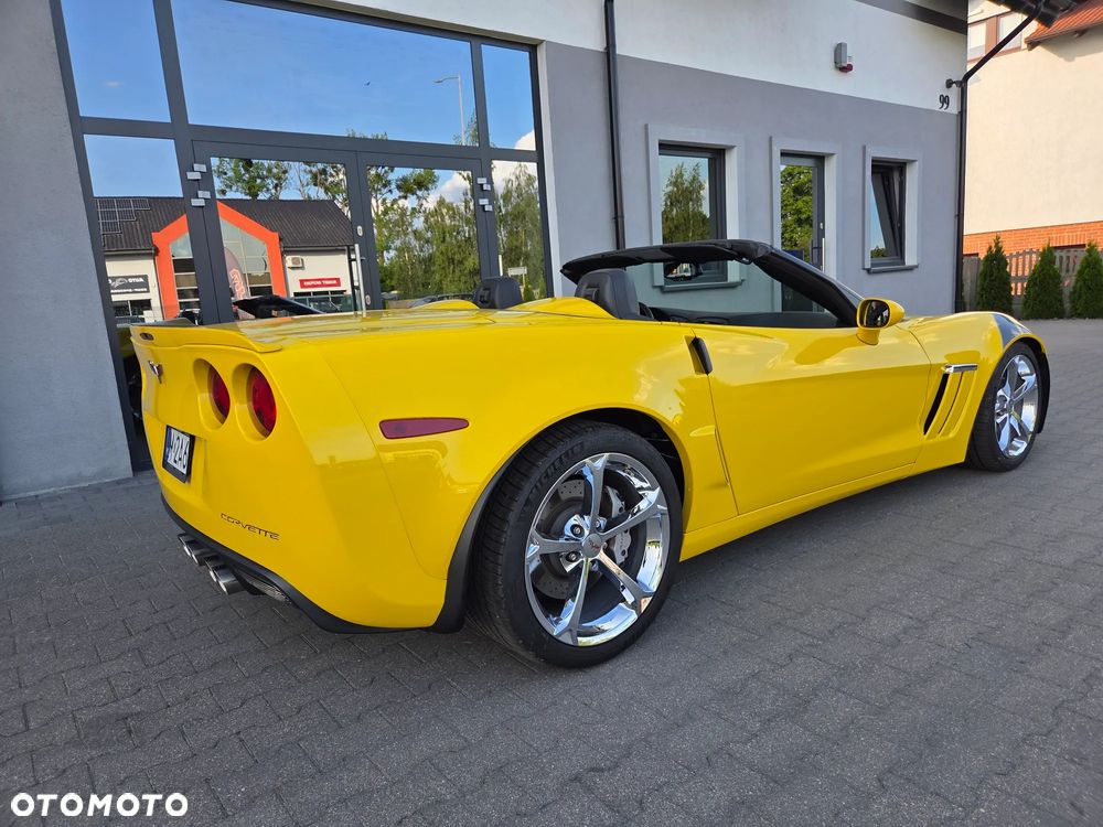 Chevrolet Corvette - 37