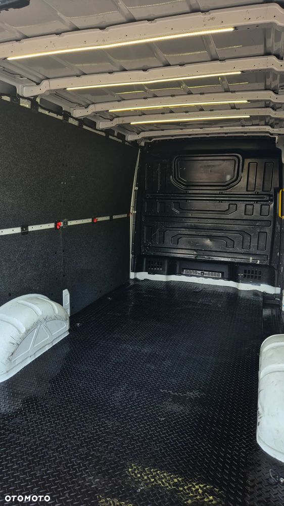 Volkswagen Crafter - 7