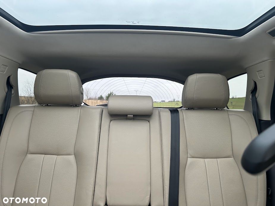 Land Rover Discovery Sport - 30