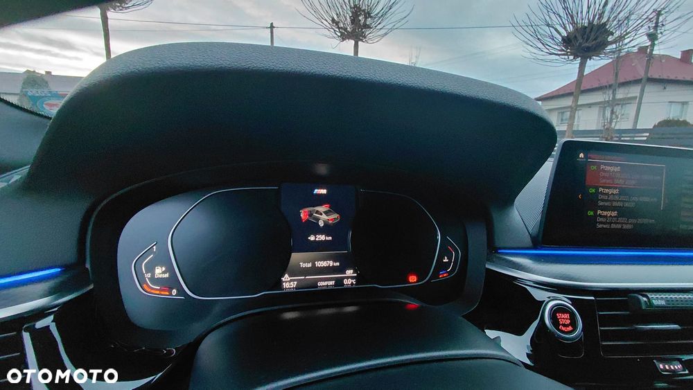 BMW Seria 5 518d Sport Line - 23