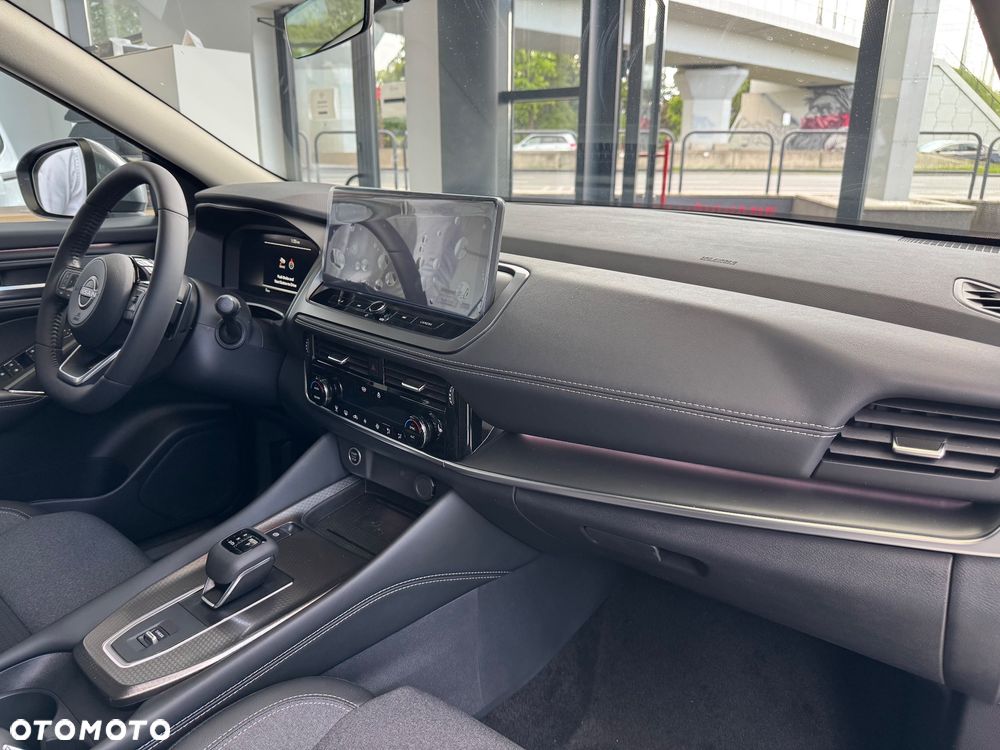 Nissan Qashqai 1.3 DIG-T MHEV N-Connecta Xtronic - 13
