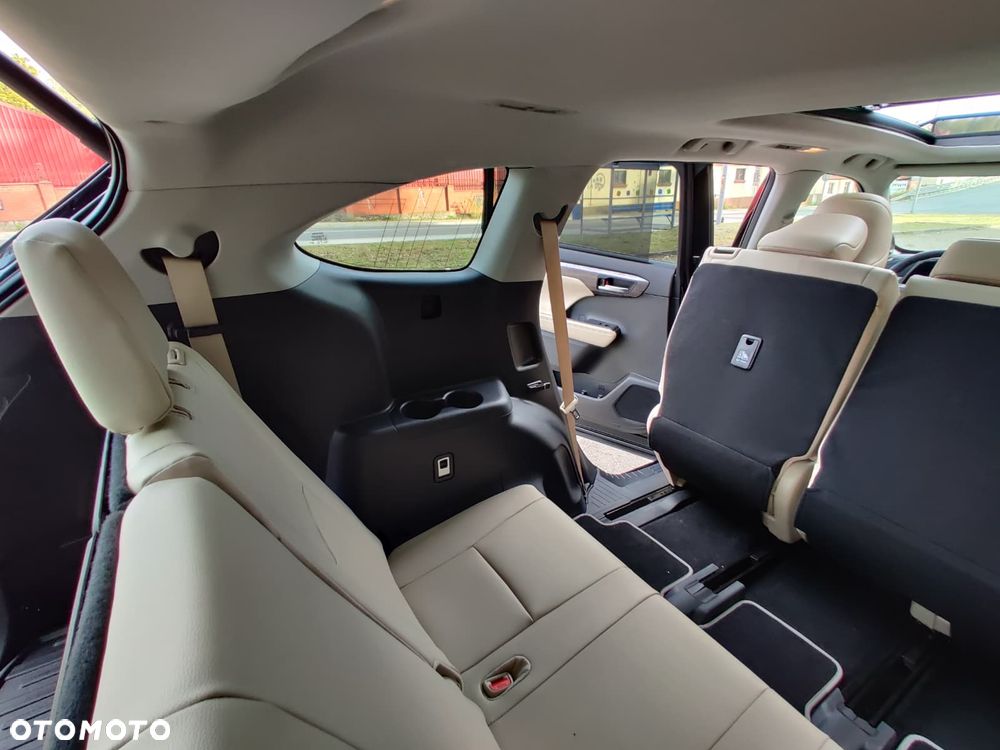 Toyota Highlander 2.5 Hybrid Executive - 25