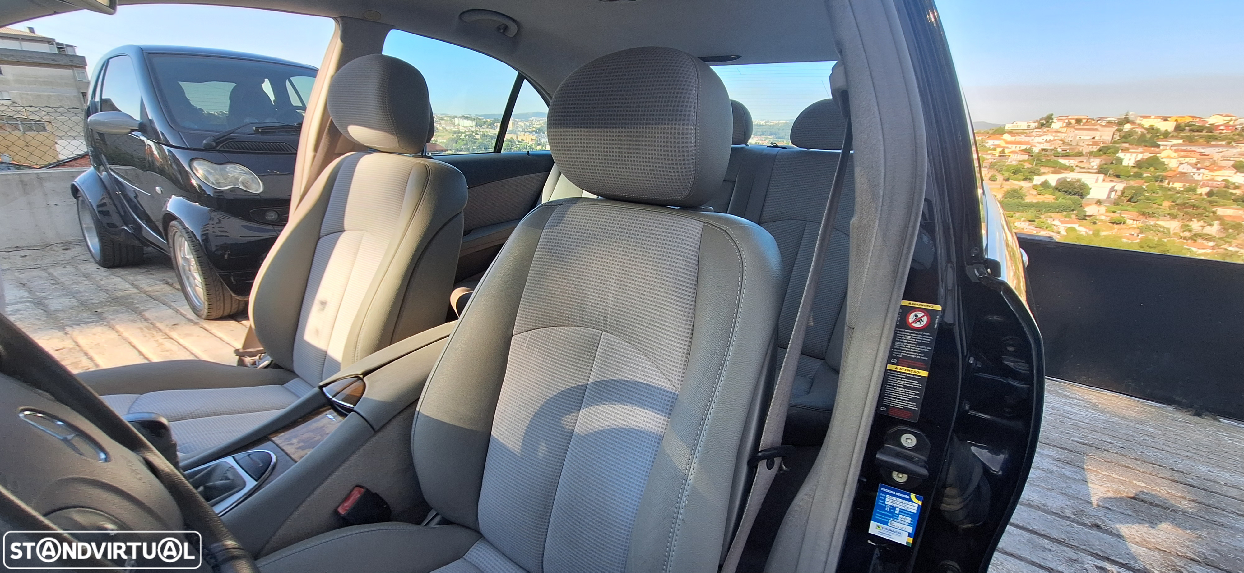 Mercedes-Benz E 220 CDi Avantgarde - 14