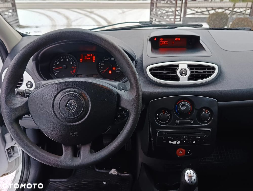 Renault Clio 1.2 16V 75 Yahoo - 12