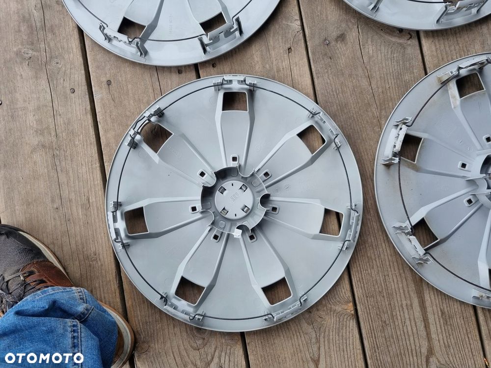 AUDI 81A601147 Q2,Q3,A3,A4, KOLPAKI 16 ORYGINAL 4szt. bdb stan - 7
