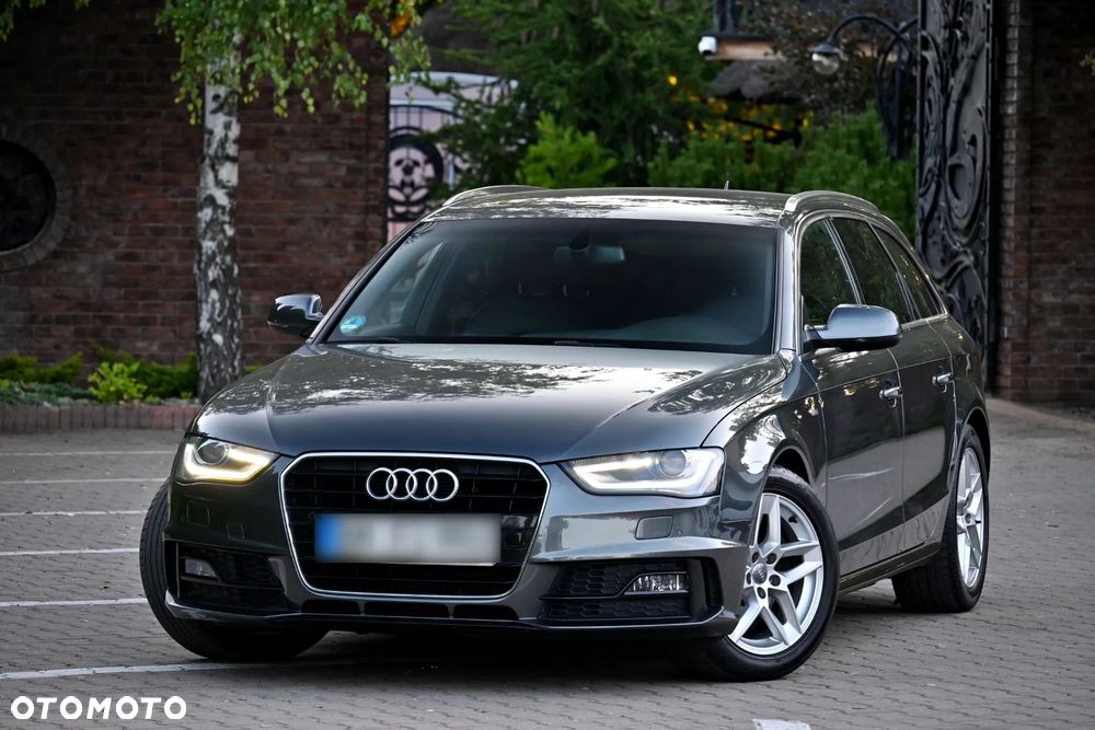 Audi A4 Avant 2.0 TDI DPF clean diesel S line Sportpaket - 3