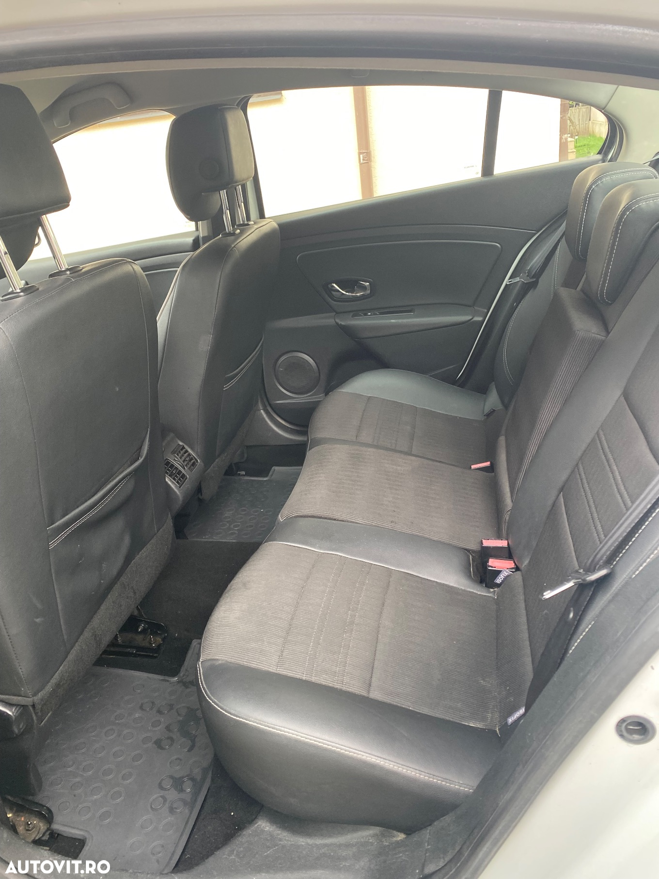 Renault Fluence 1.5 dCi Dynamique - 16