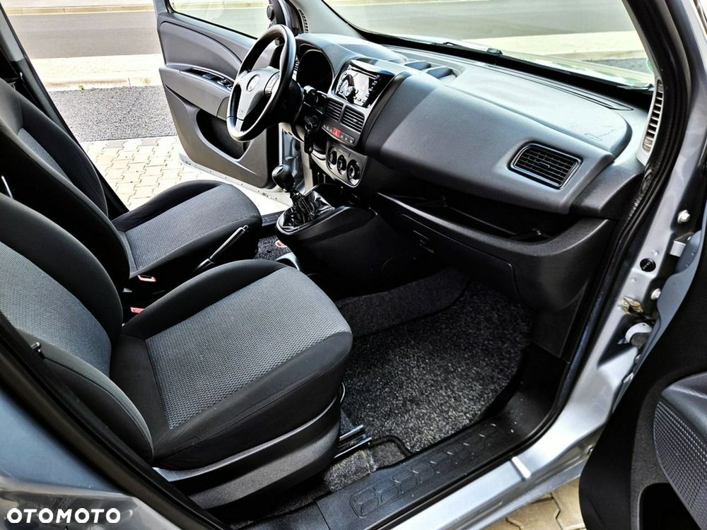 Fiat Doblo 2.0 Multijet 16V Emotion - 8