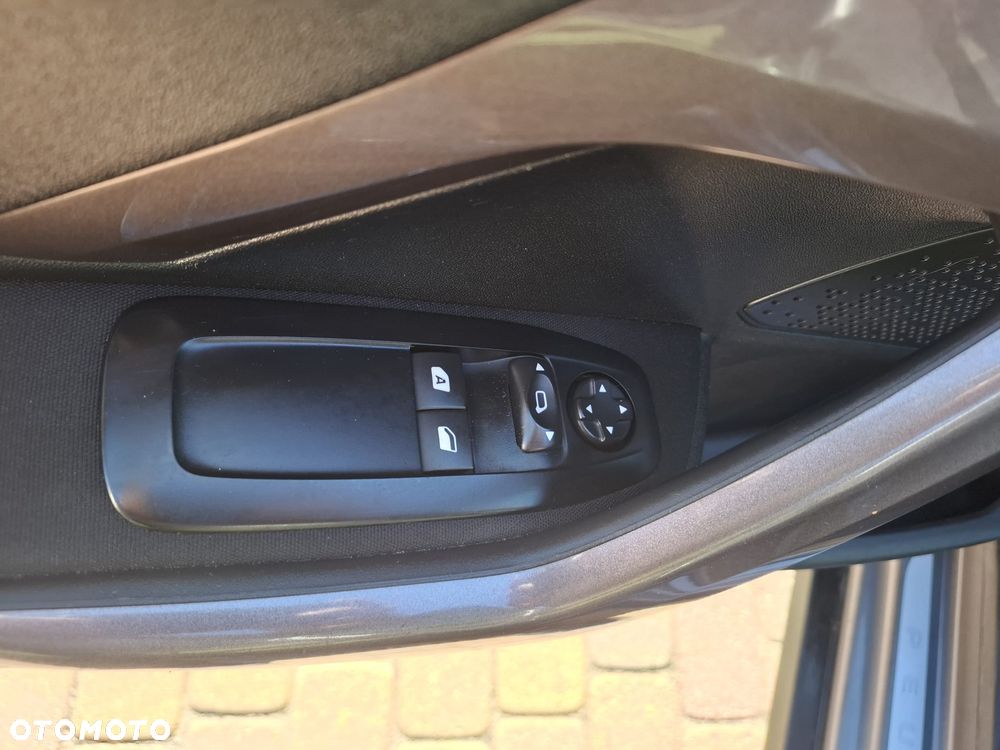 Peugeot 2008 82 VTI Allure - 21