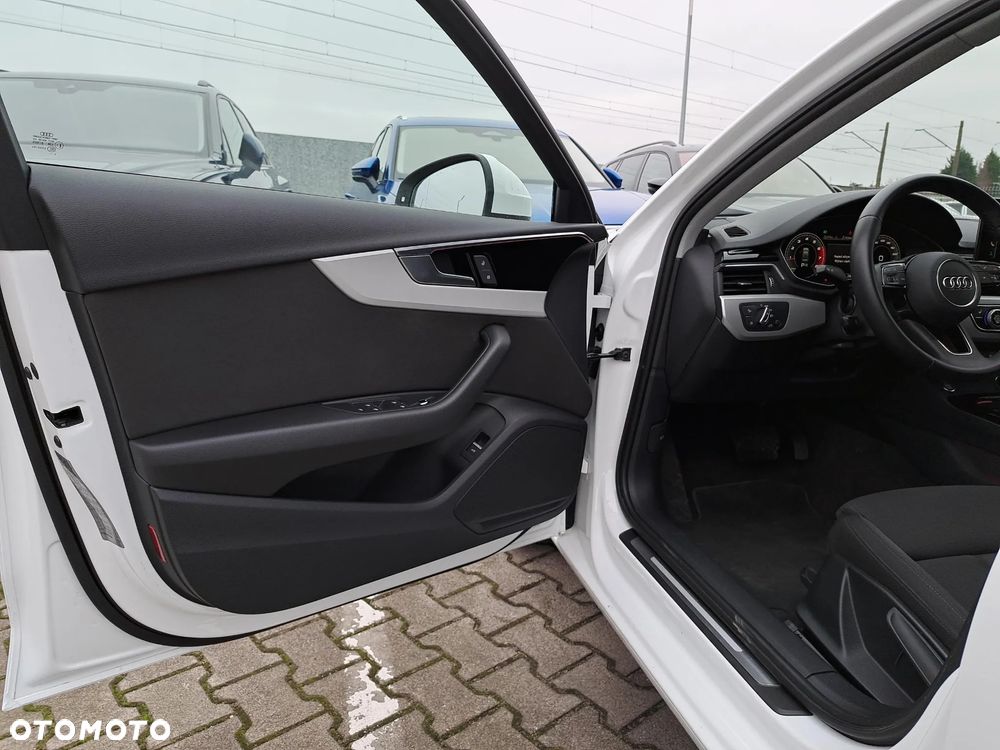 Audi A4 Limousine 35 TFSI S tronic - 9