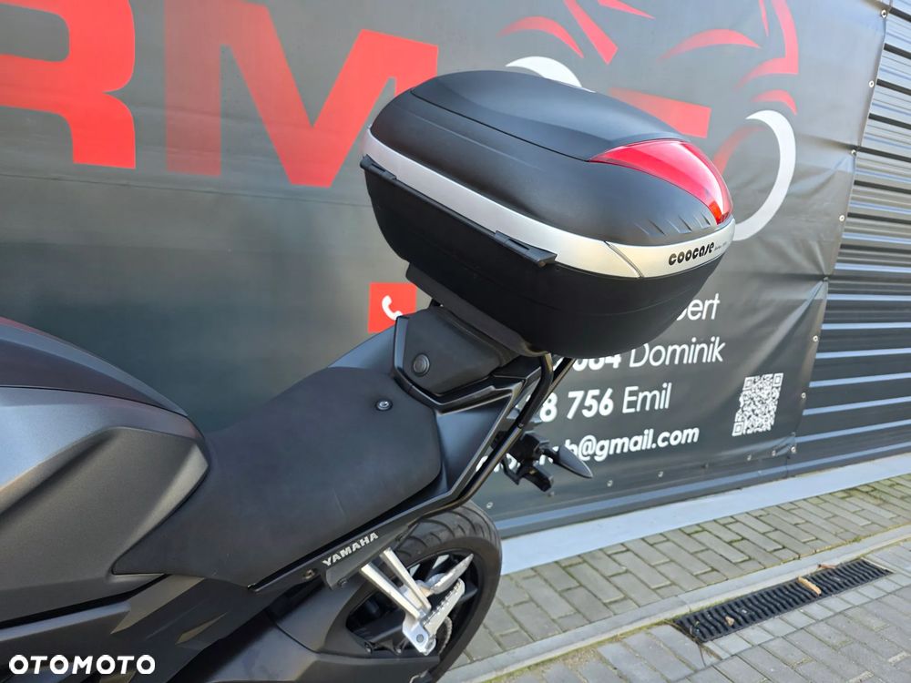 Yamaha MT - 8