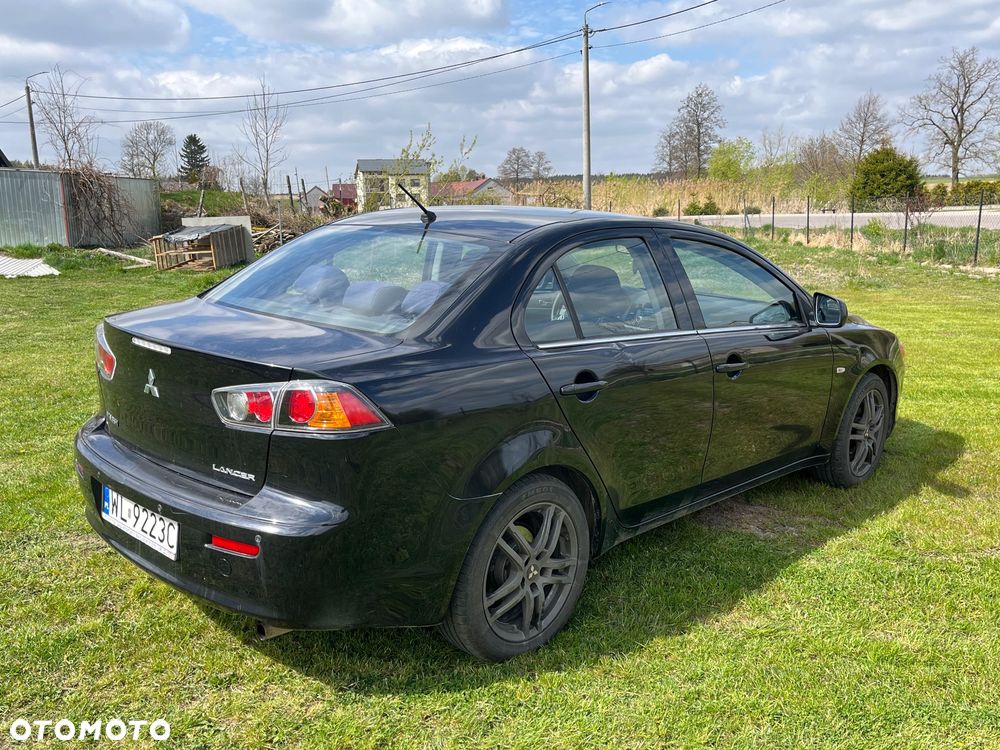 Mitsubishi Lancer 1.6 Inform - 4