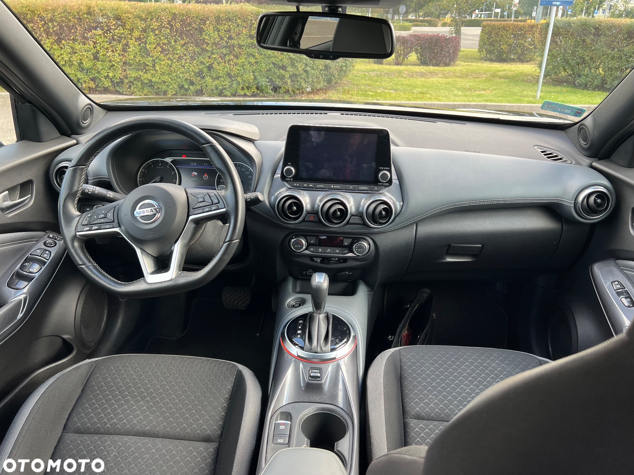 Nissan Juke 1.0 DIG-T N-Connecta DCT - 9