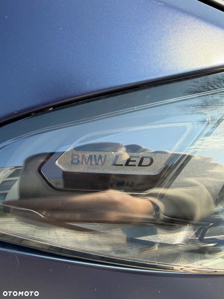 BMW Seria 3 330e xDrive M Sport - 19