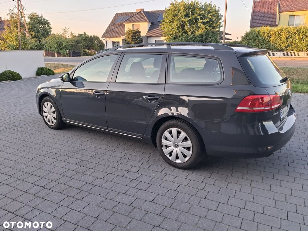 Volkswagen Passat 1.6 TDI BlueMotion - 26