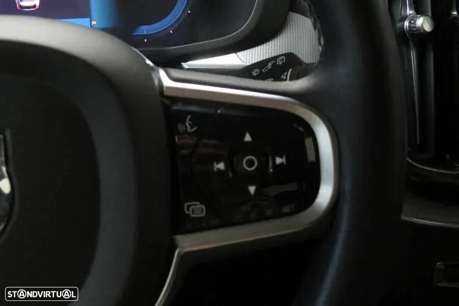 Volvo XC 60 2.0 T6 PHEV Ultimate Dark AWD - 9