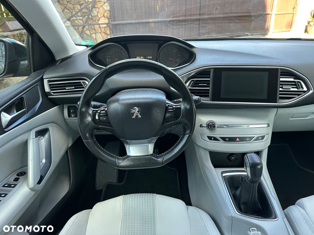 Peugeot 308 1.6 HDi Premium - 21