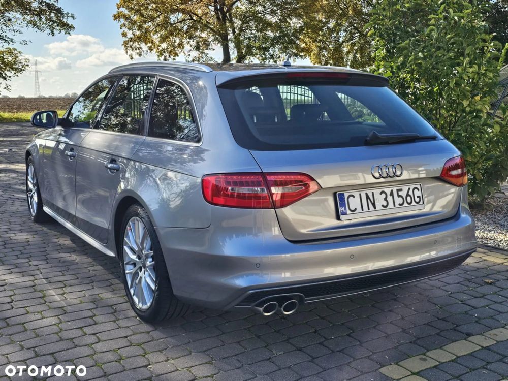 Audi A4 Avant 2.0 TDI DPF multitronic S line Sportpaket - 4