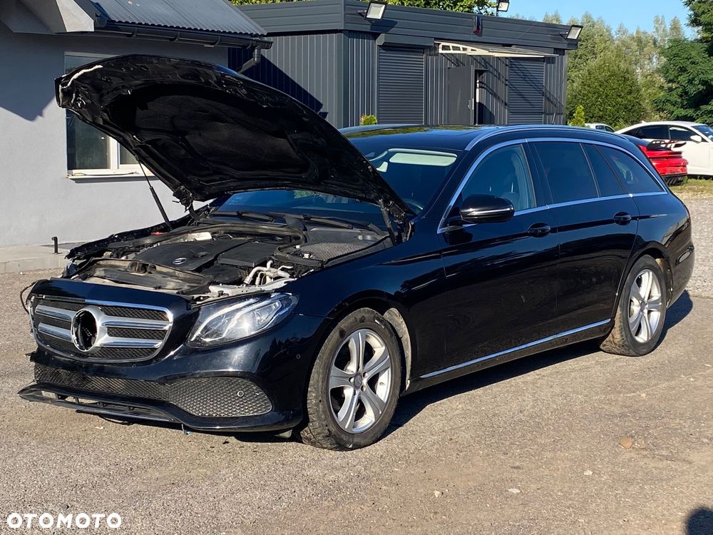 Mercedes-Benz Klasa E 220 d T 9G-TRONIC - 5