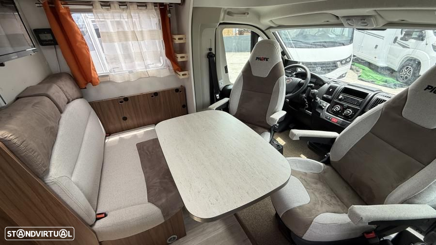 Pilote Essential P650 Cama Central - 12