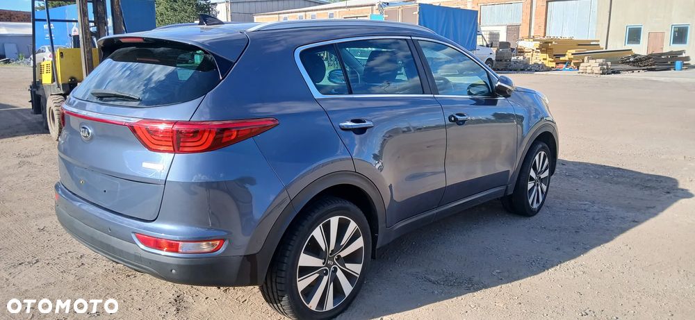 Kia Sportage 1.7 CRDI 2WD Dream-Team Edition - 4