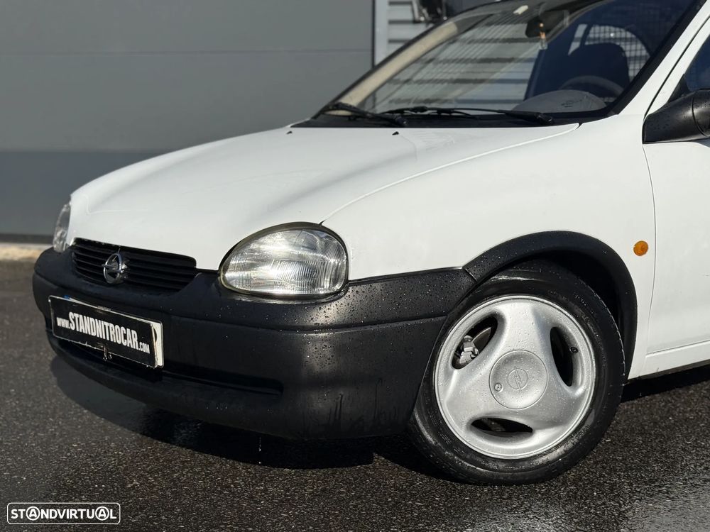 Opel CORSA B 1.7 D C/ EXTRAS - 14