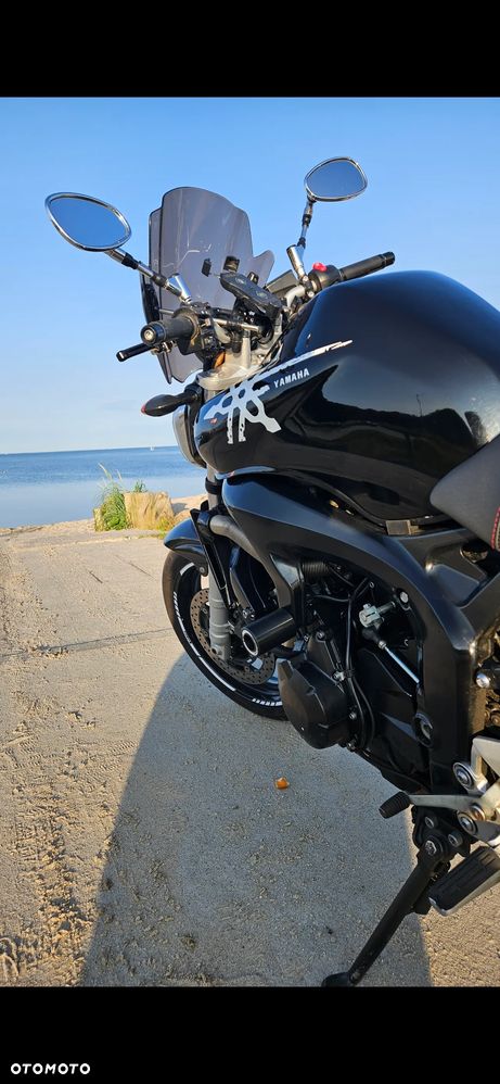 Yamaha FZ6 - 18