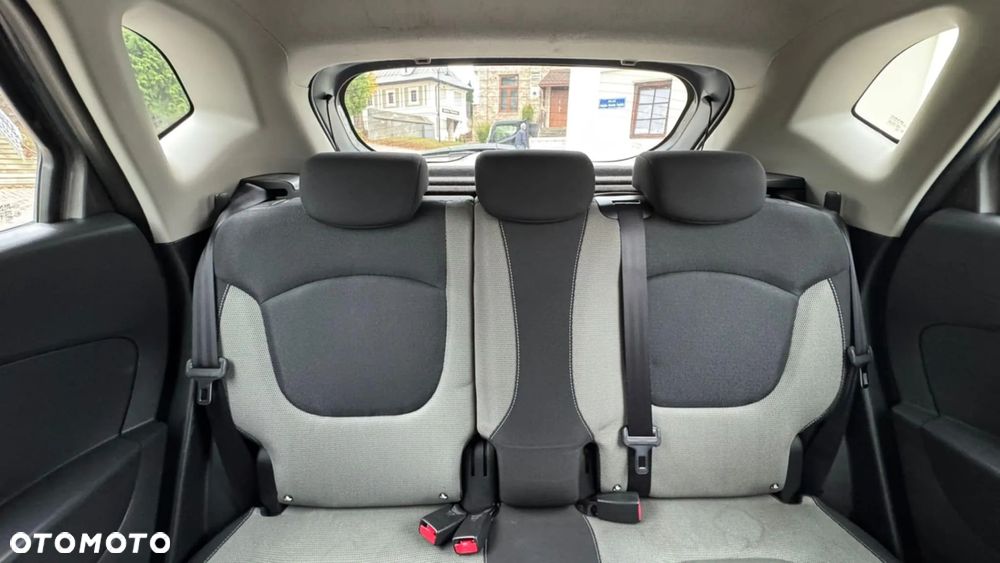 Renault Captur - 36