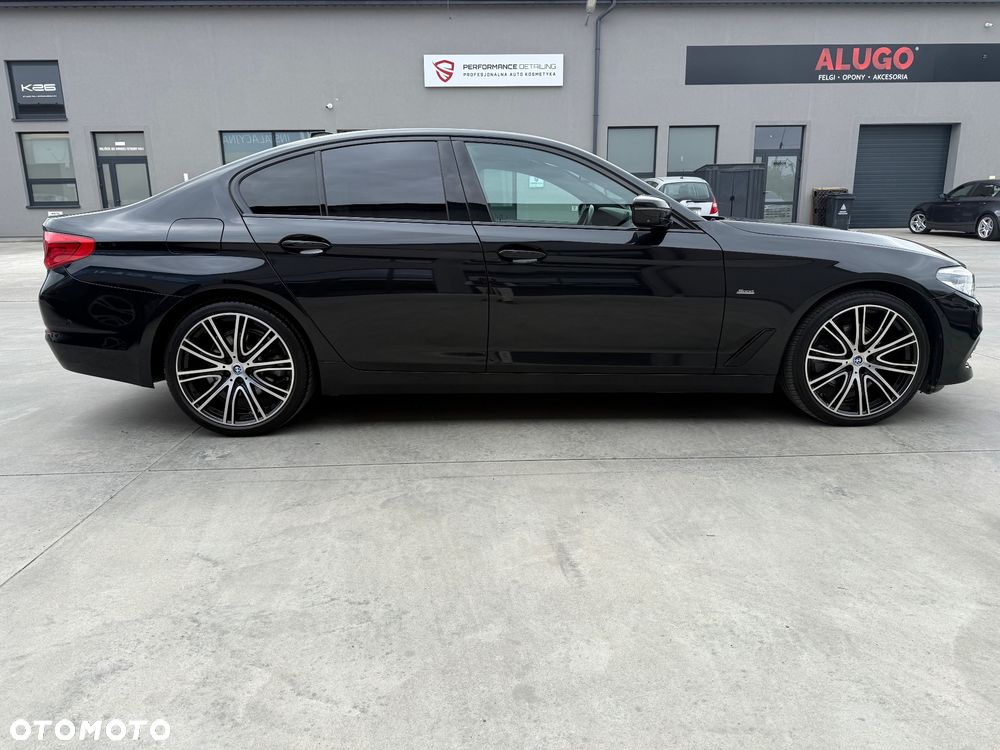BMW Seria 5 520d Luxury Line sport - 9