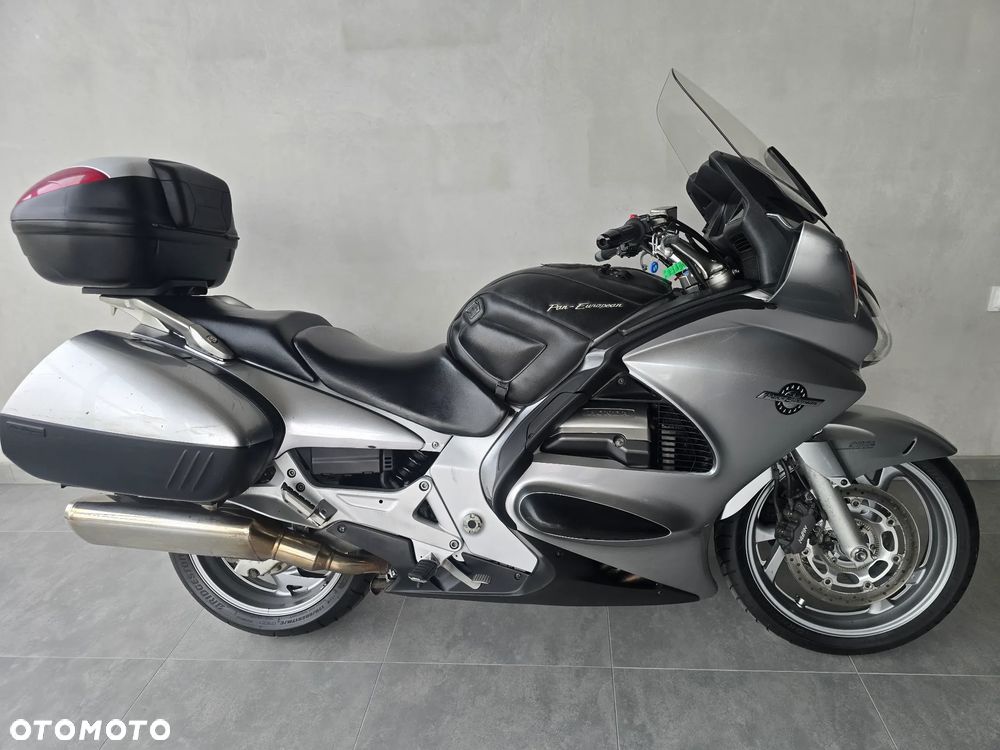 Honda ST - 27