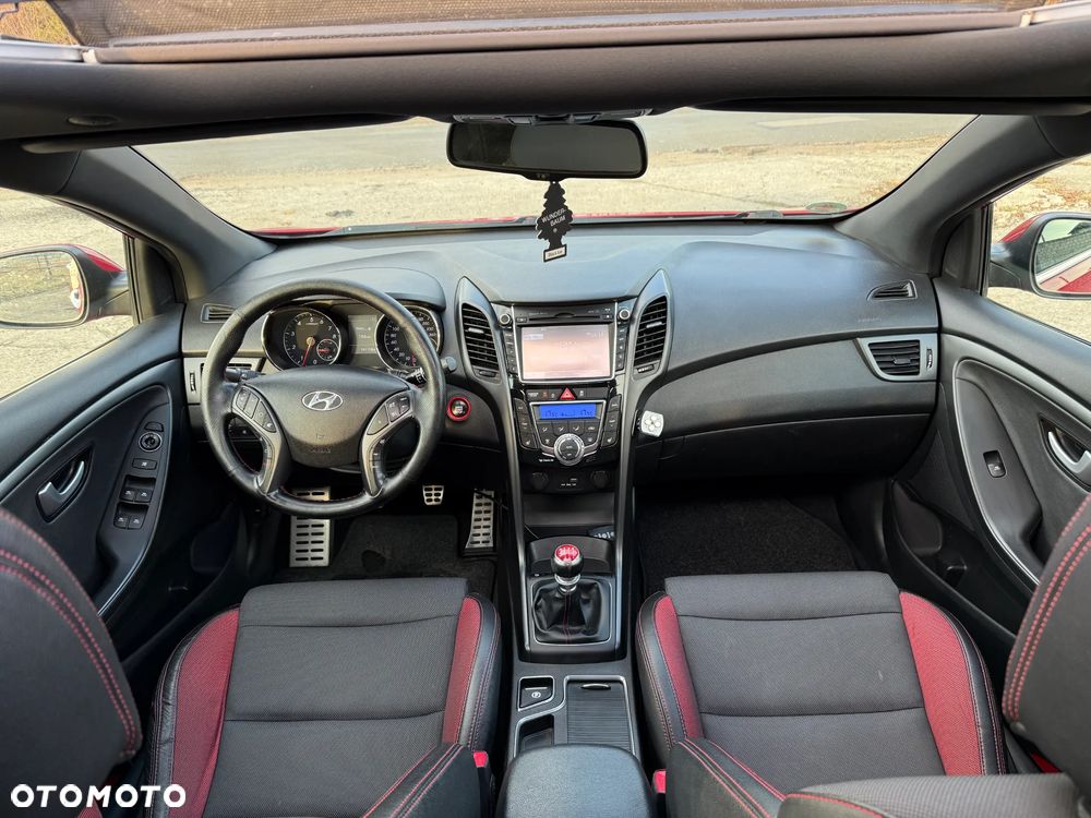 Hyundai i30 1.6 T GDI Turbo - 23