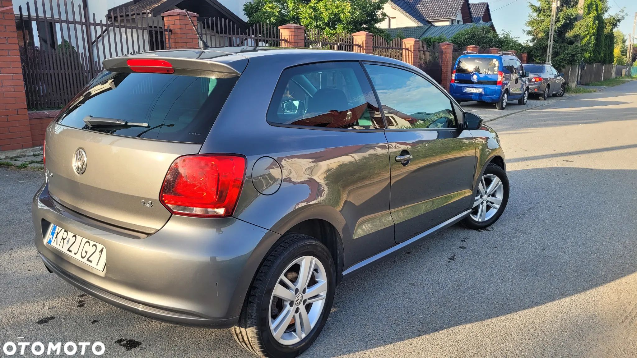 Volkswagen Polo - 1