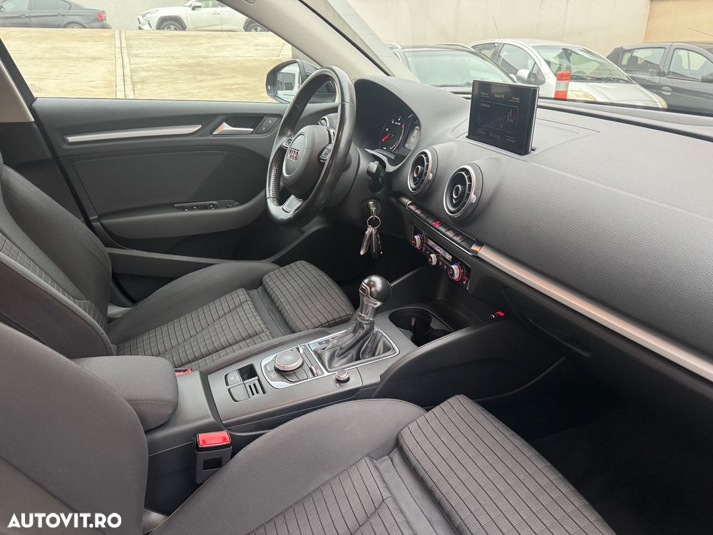 Audi A3 2.0 TDI ack S tronic - 20