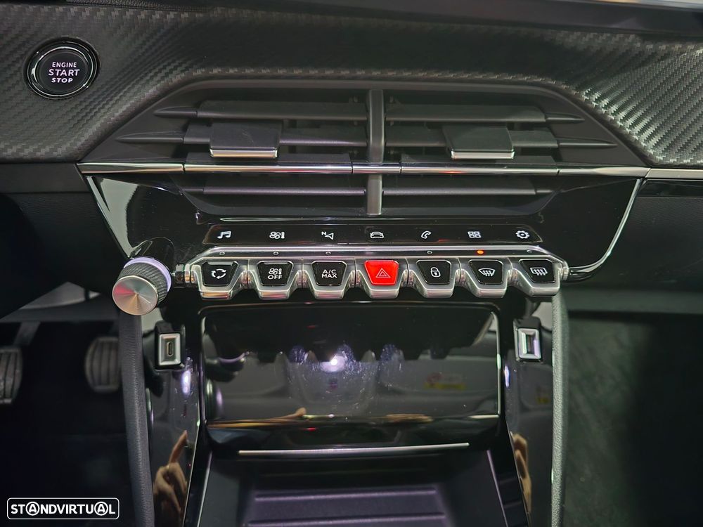 Peugeot 2008 1.2 PureTech Allure - 9