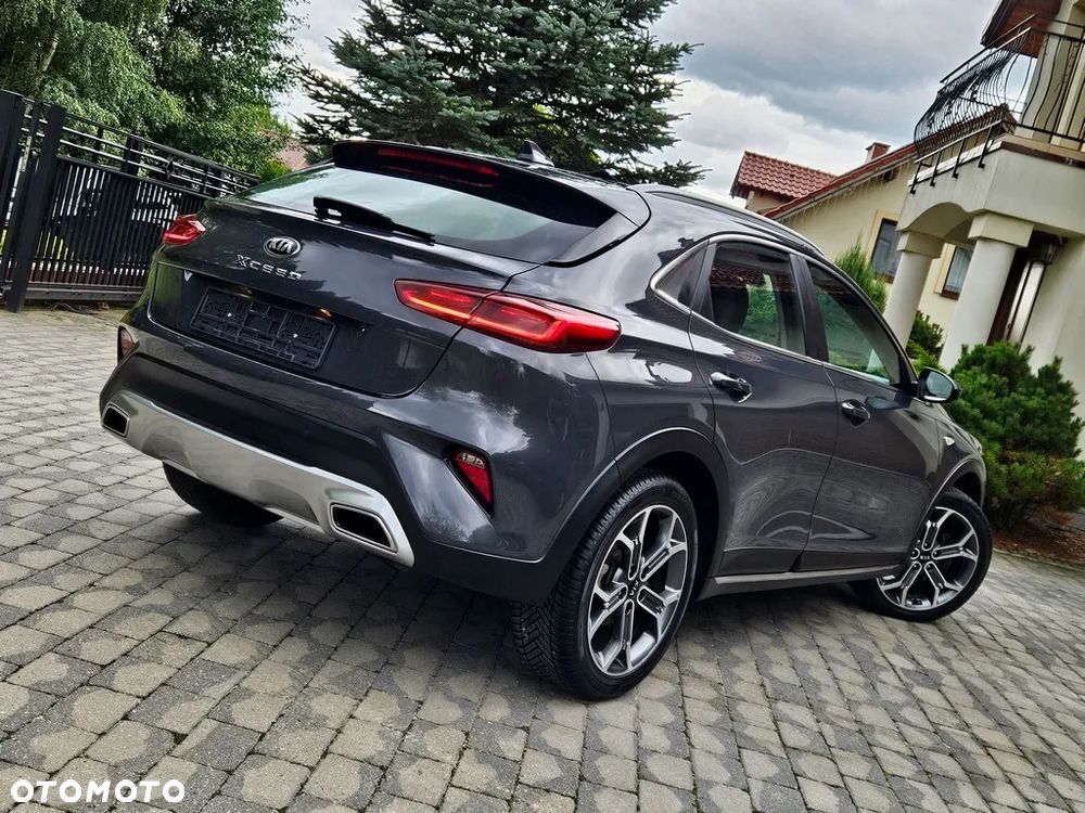 Kia XCeed - 8