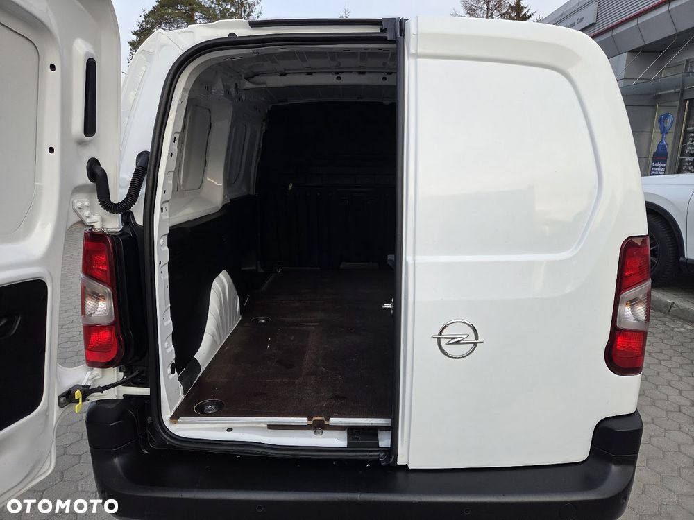 Opel COMBO - 13