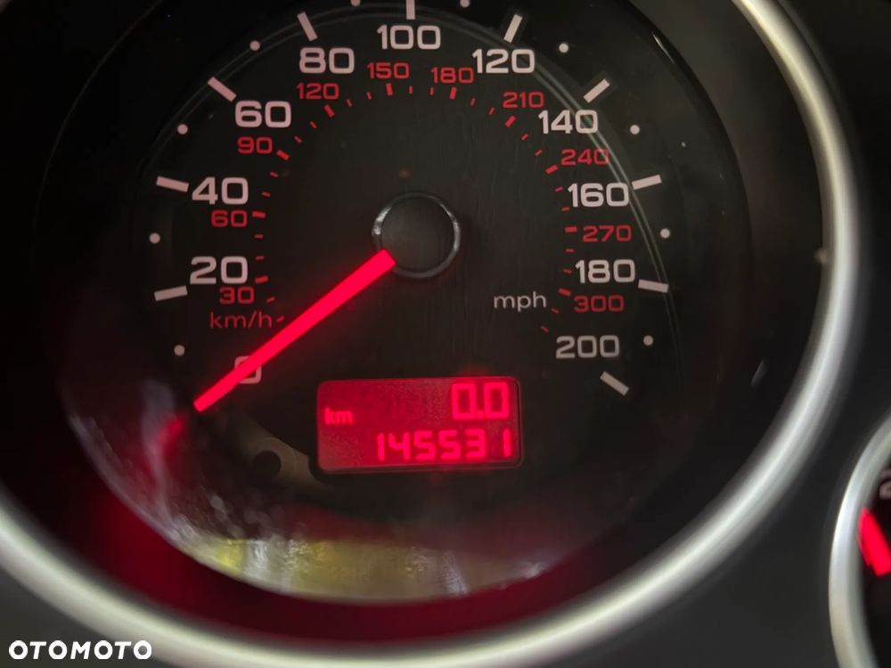 Audi A4 Cabrio 1.8T - 12